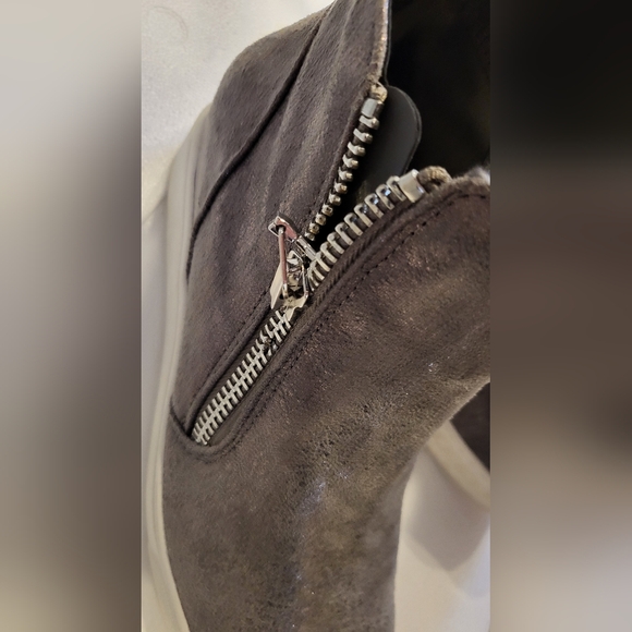 SKETCHERS Memory Foam Hidden Wedge Gray Ankle Booties Size 8.5 - Picture 12 of 14